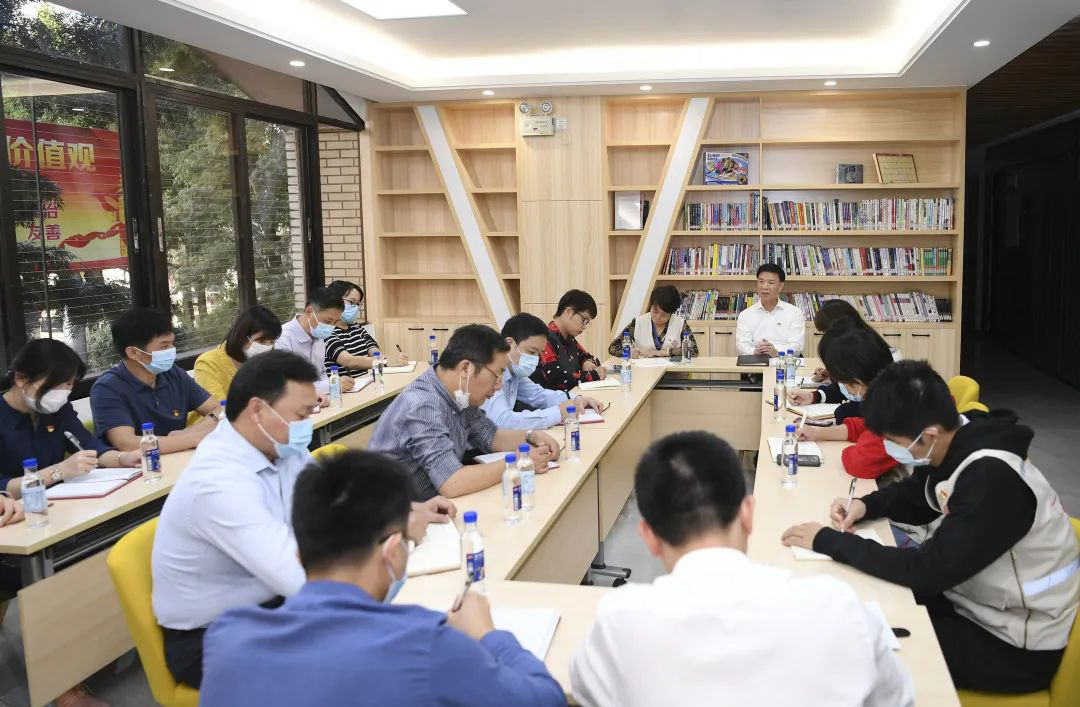 金湯社區：十九屆五中全會精神交流學習會