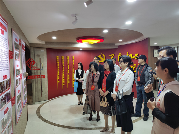 區政協港澳臺僑委組織委員視察區僑務工作